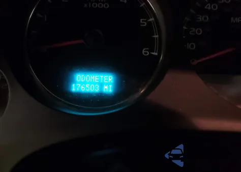 2007 Chevrolet Suburban 1500 Ltz из США, поврежденный, VIN 1GNFK16397J255558